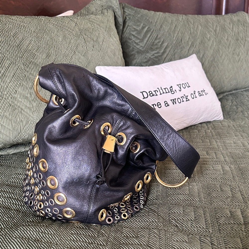 One of kind Leather bag!! Made in the US, incredible quality.